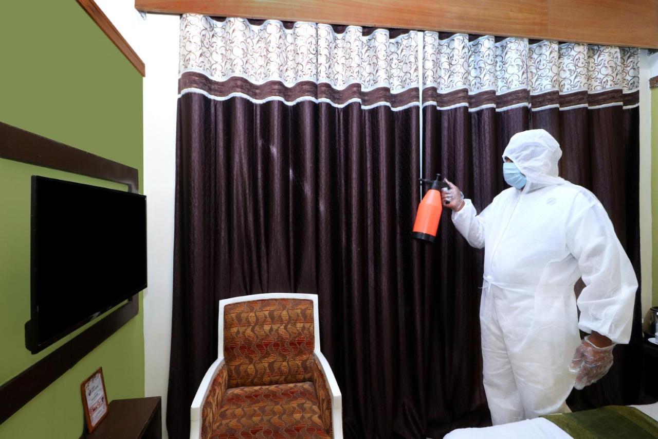 Hotel Seven- Center Of City Chandīgarh Extérieur photo